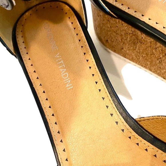 LIKE NEW — Adrienne Vittadini Cortz Wedge Platform Sandals T-strap Ankle Sz 7.5 - Picture 9 of 13